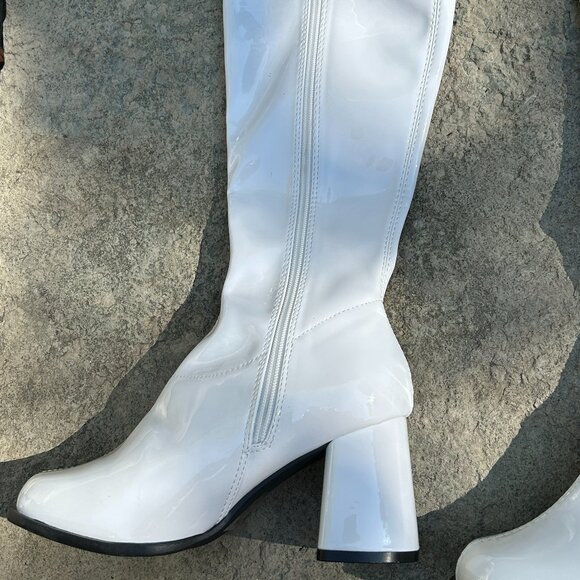Ellie White Heeled Boots - Picture 11 of 14
